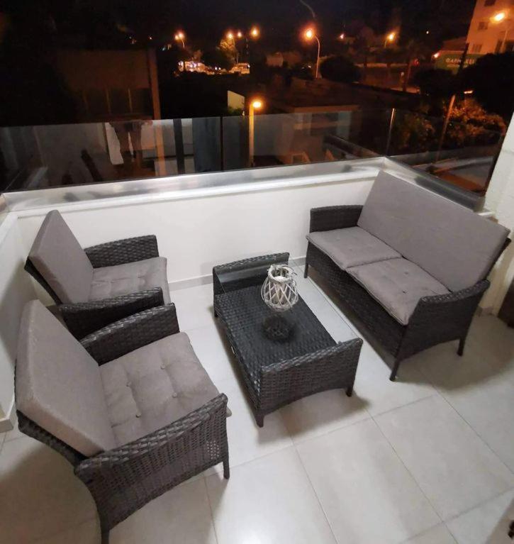 Tony'S Boutique Apartment Larnaca Dış mekan fotoğraf